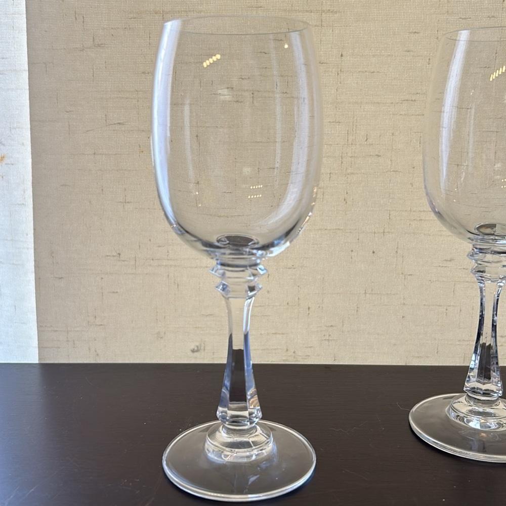Set of 6 Seasons by JAVIT hand blown wine glasses.